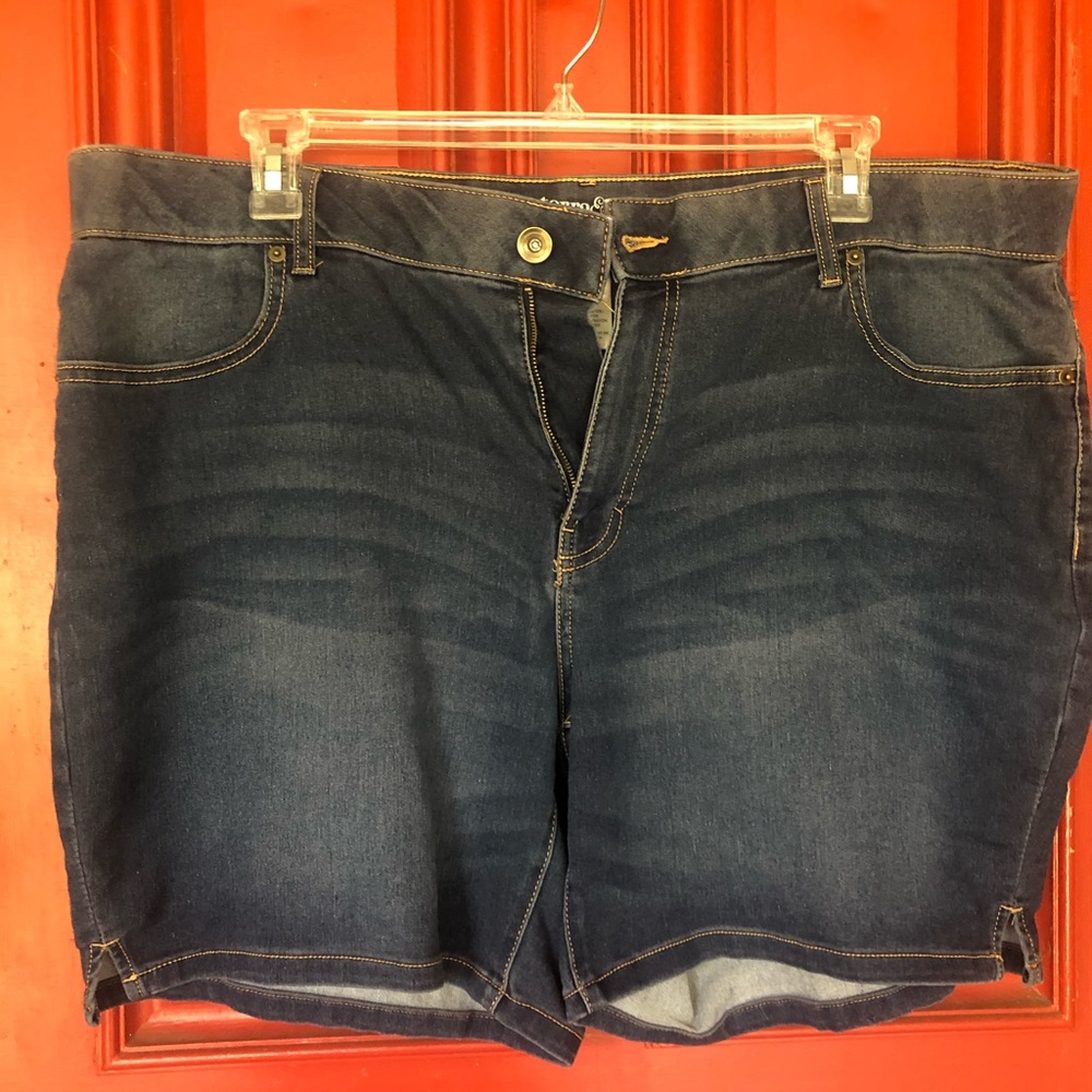 Terra sky shorts 20w